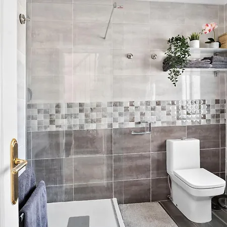 Chic Retreat With A Spacious Garden, Near Burriana Holiday home *