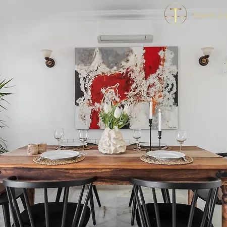 Chic Retreat With A Spacious Garden, Near Burriana *